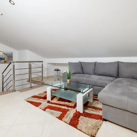 Apartman Ziks