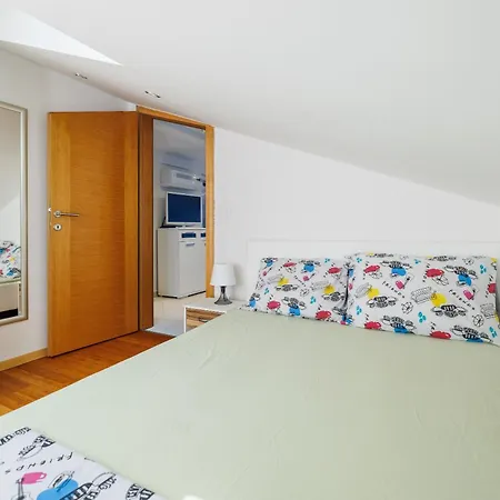 Ziks Apartman